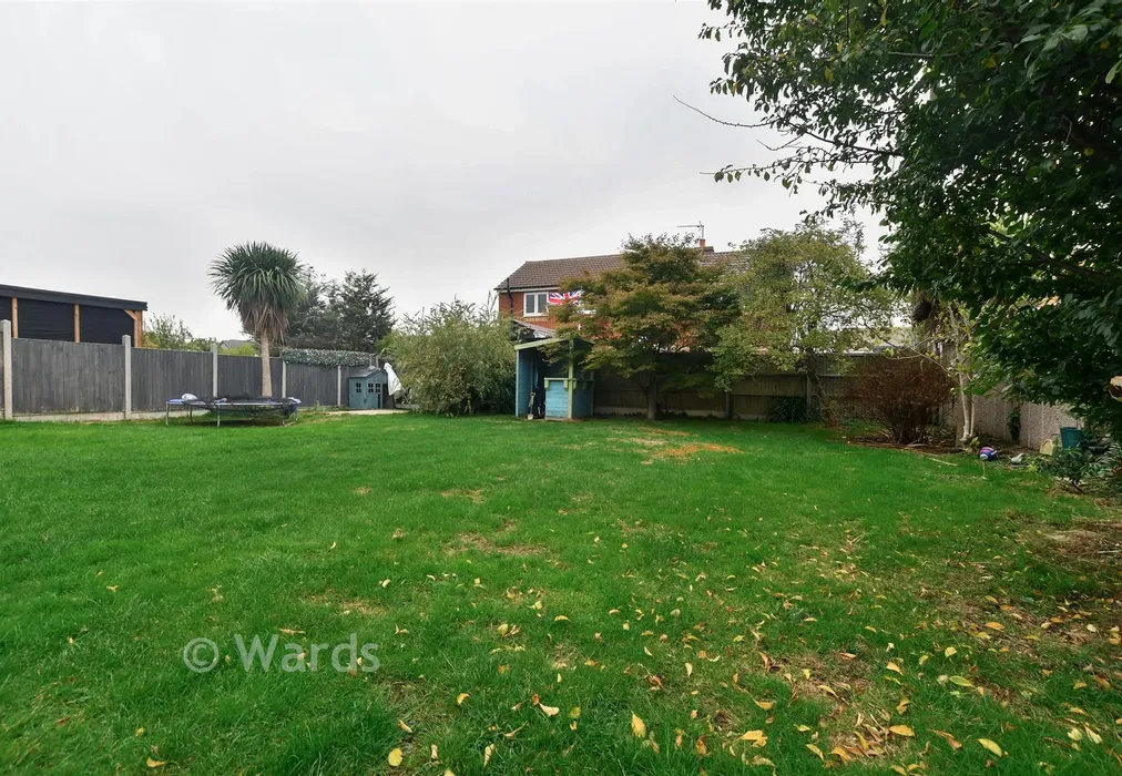 Rear Garden - Minster Road, Minster, Sheerness, Kent - Wards of Kent