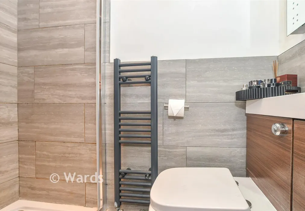 En-suite Shower Room - Minster Road, Minster, Sheerness, Kent - Wards of Kent