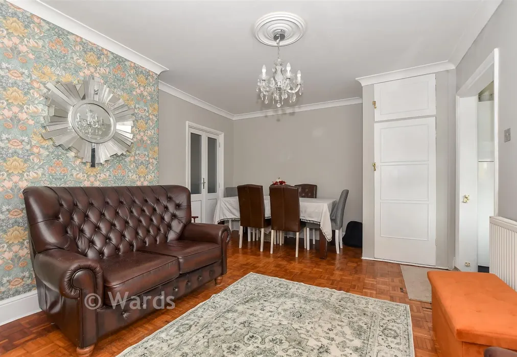 Internal Feature - Minster Road, Minster, Sheerness, Kent - Wards of Kent