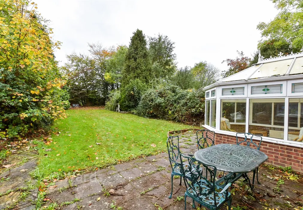 Garden - Salts Avenue, Loose, Kent - Wards of Kent