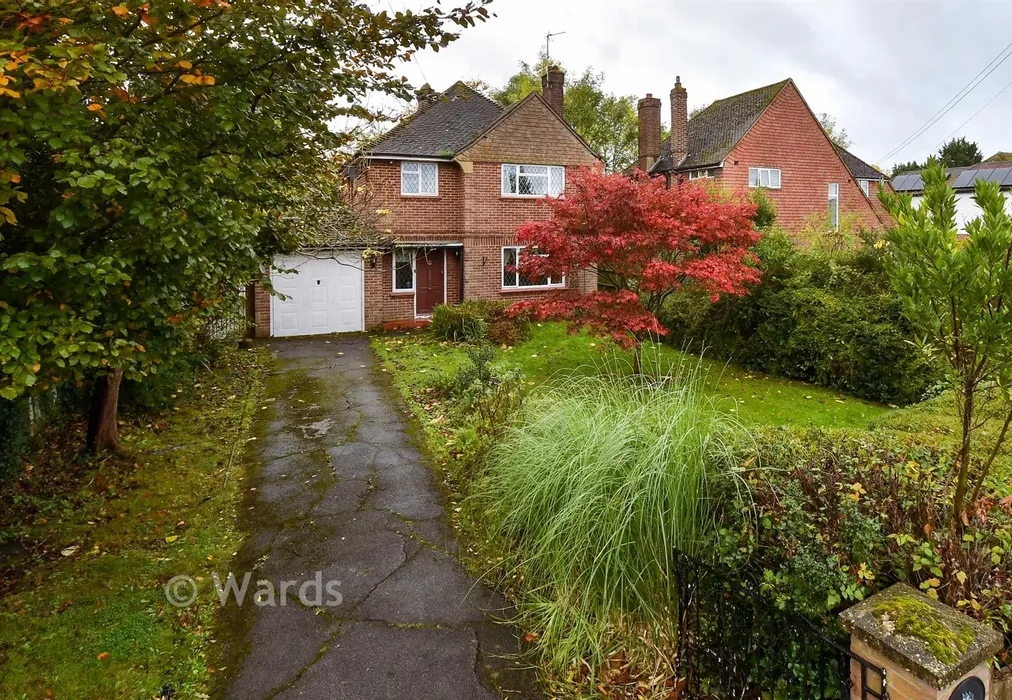 Front Elevation - Salts Avenue, Loose, Kent - Wards of Kent